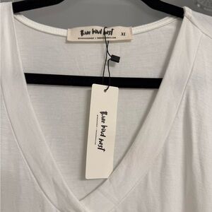 Three Bird Nest Classic White V-Neck Tee